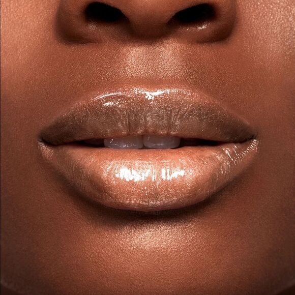 SHADES BY SHAN Lip Gloss in Erika and Highlighter in Irma Makeup Bundle Set - Picture 7 of 10